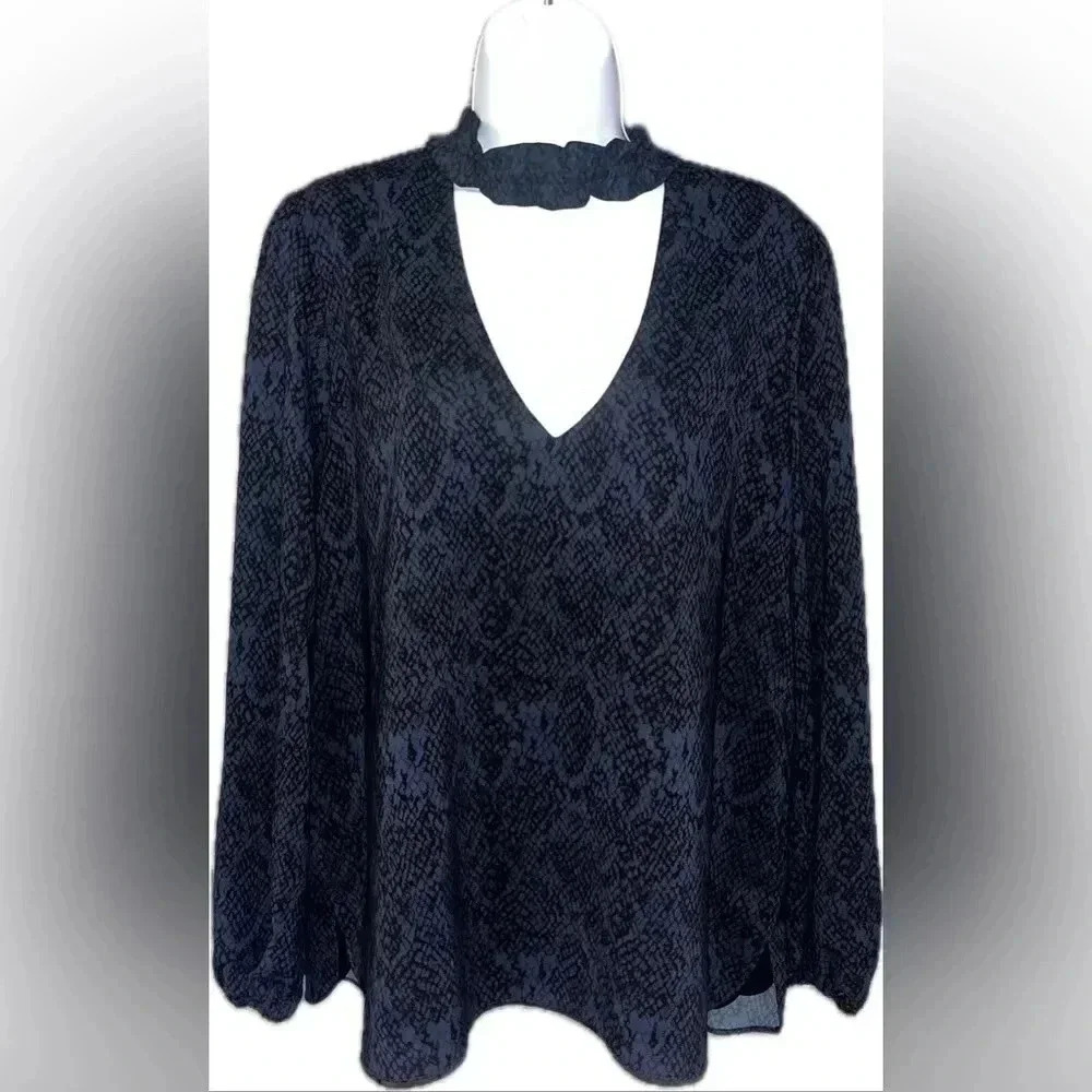 Waverly Grey gorgeous boho black blue top size large choker
